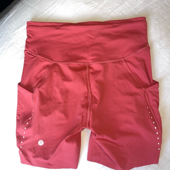 Lululemon Athletica Fast & Free Shorts - Picture 1 of 4